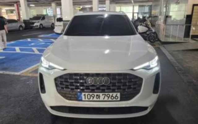 수원경차중고 Q5 (80A) 40 TFSI 콰트로 어드밴스드 매물 사진 15 - 2025/12 6,102km